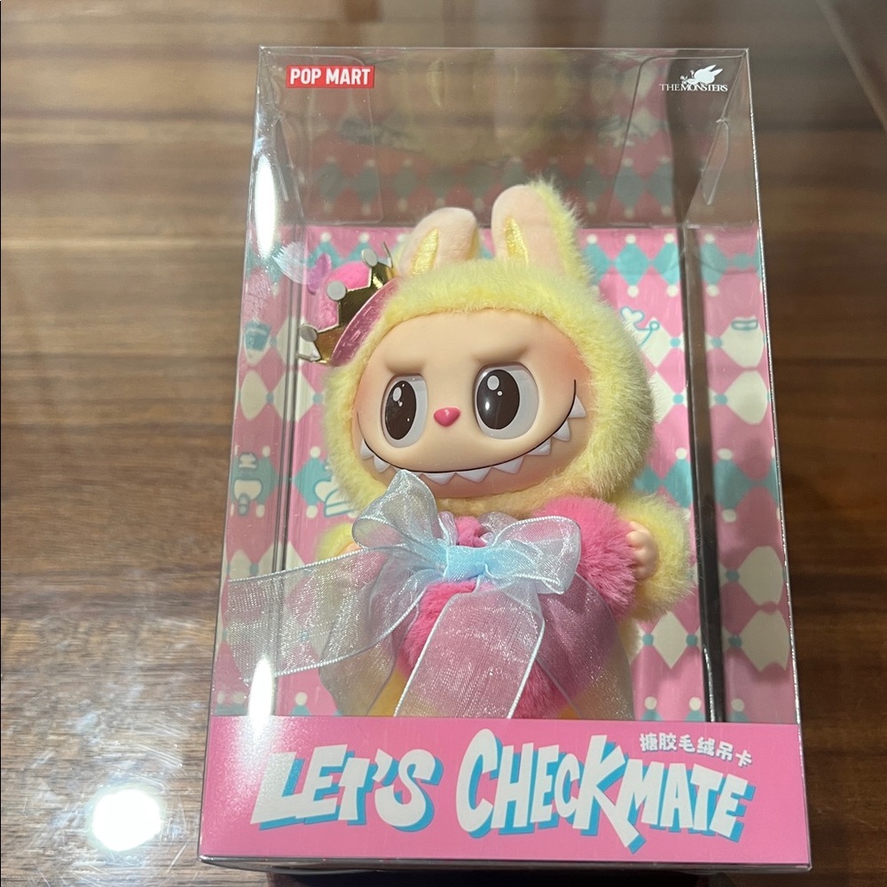 Pop Mart Let’s Checkmate Queen Labubu plush pendant